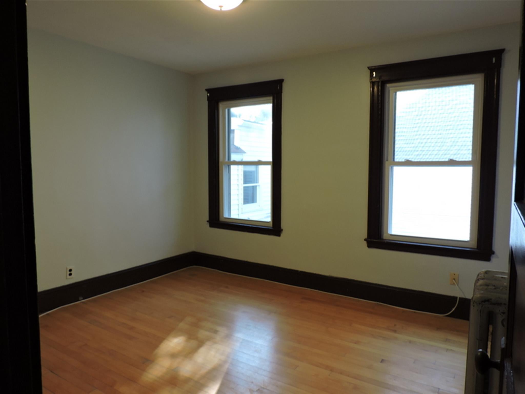 138 Main St, Watertown