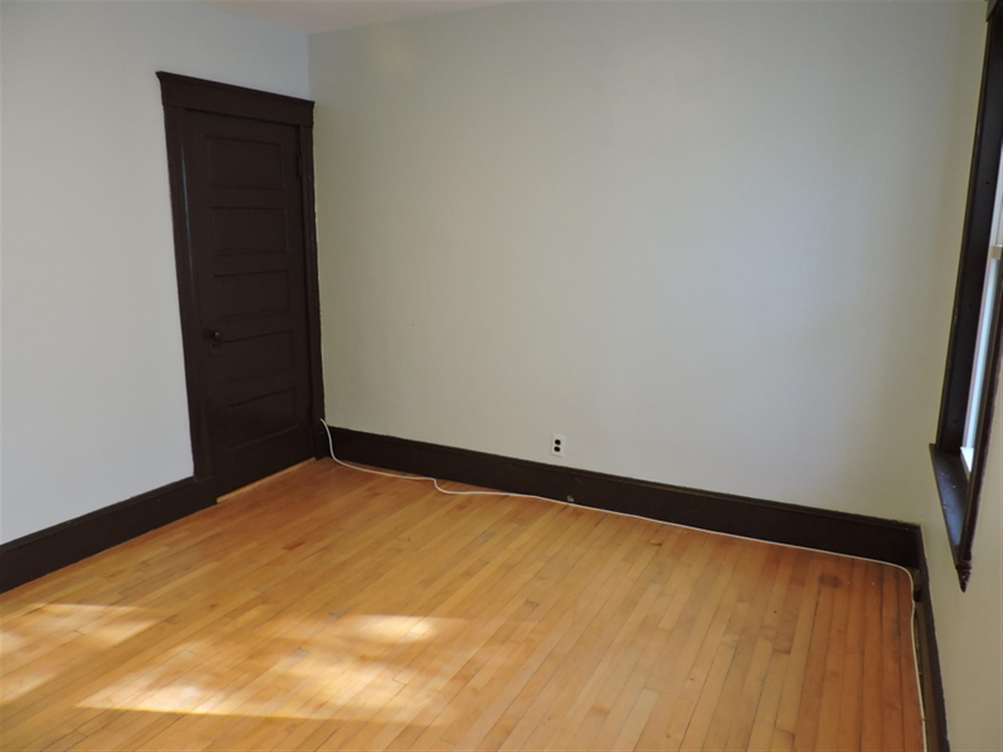 138 Main St, Watertown