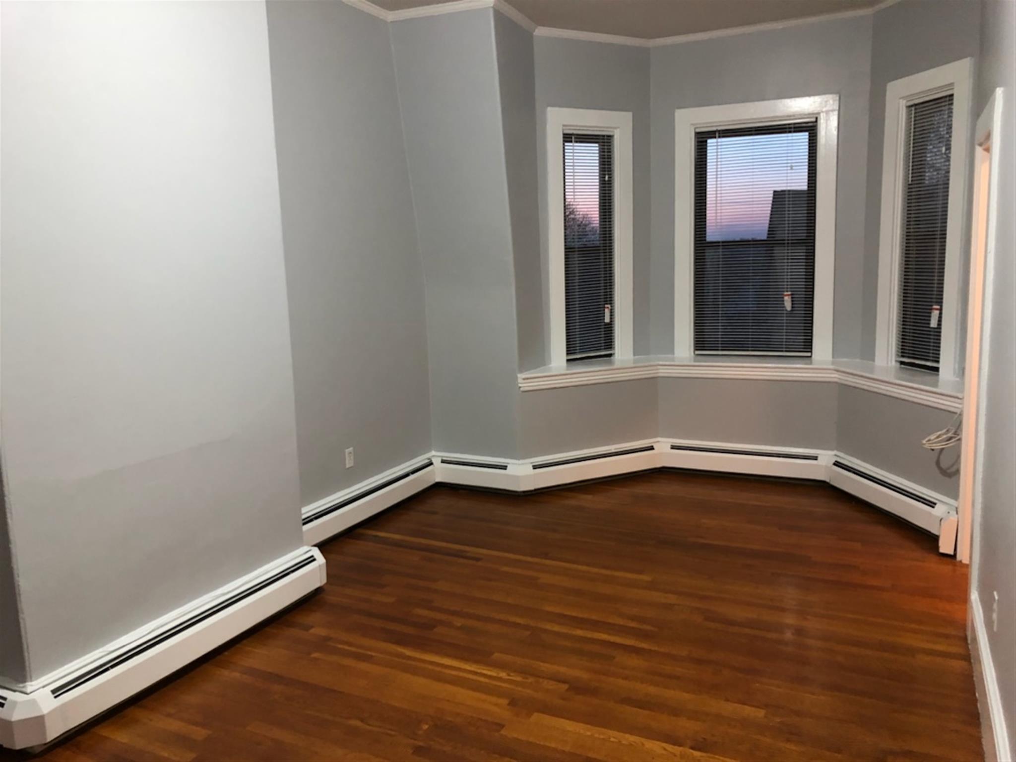 61 Adams St, Magoun Square