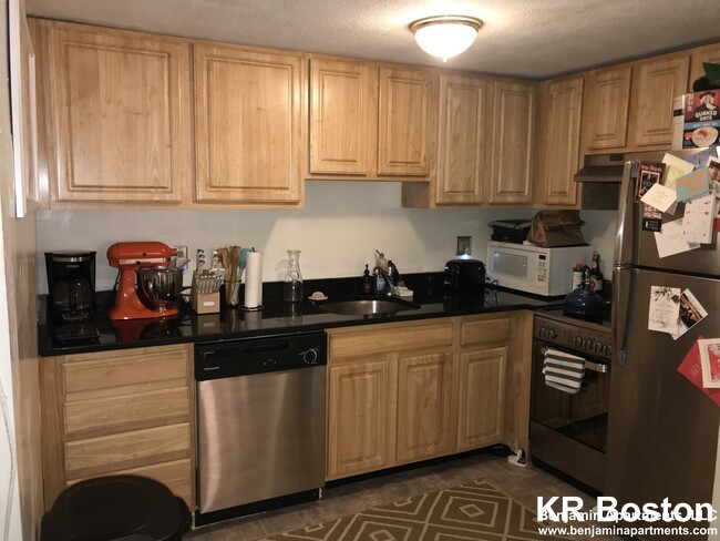 224 Cambridge St, Beacon Hill