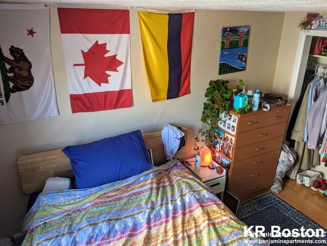 226 Cambridge St, Beacon Hill