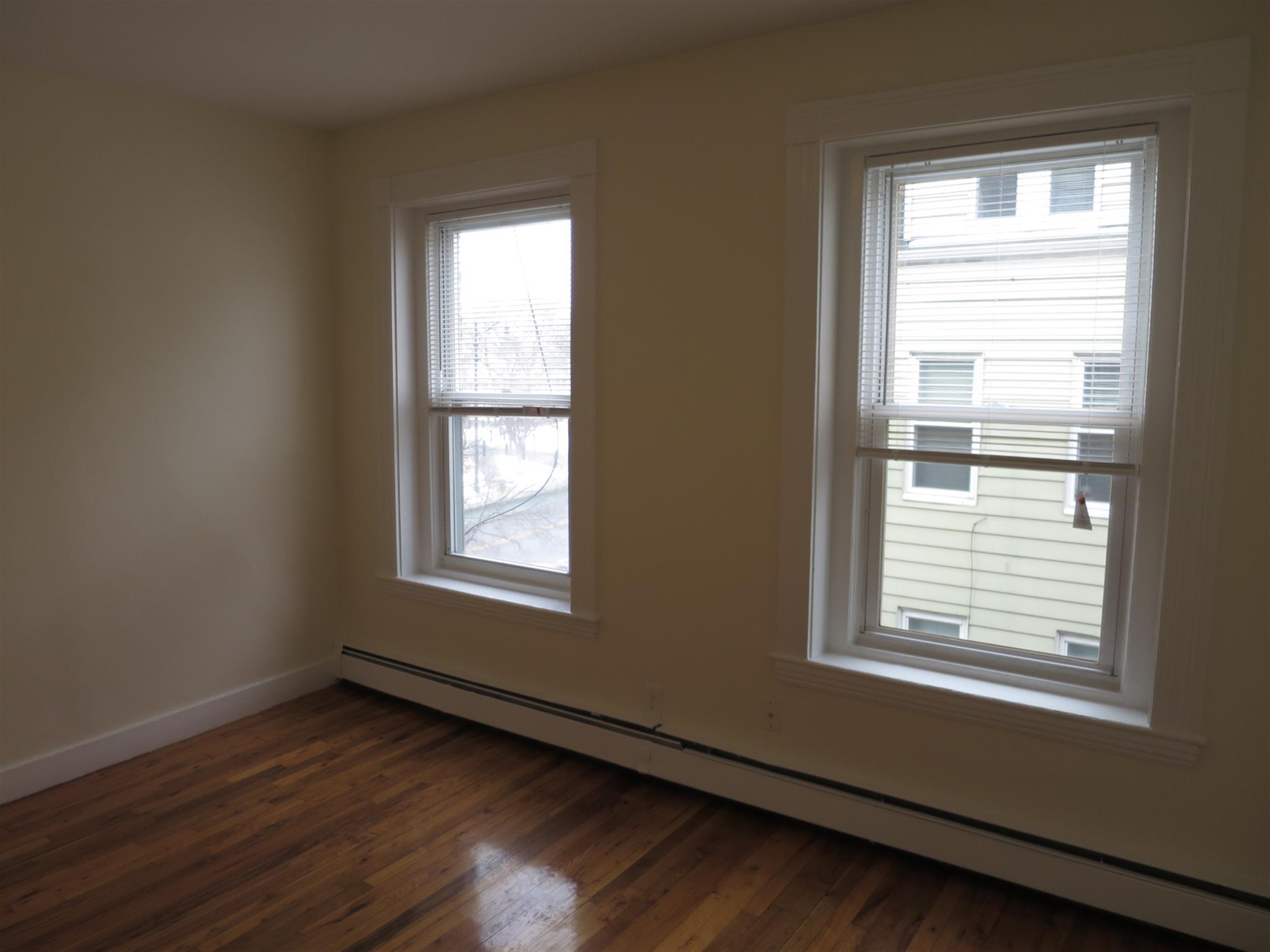 545 Somerville Ave, Prospect Hill