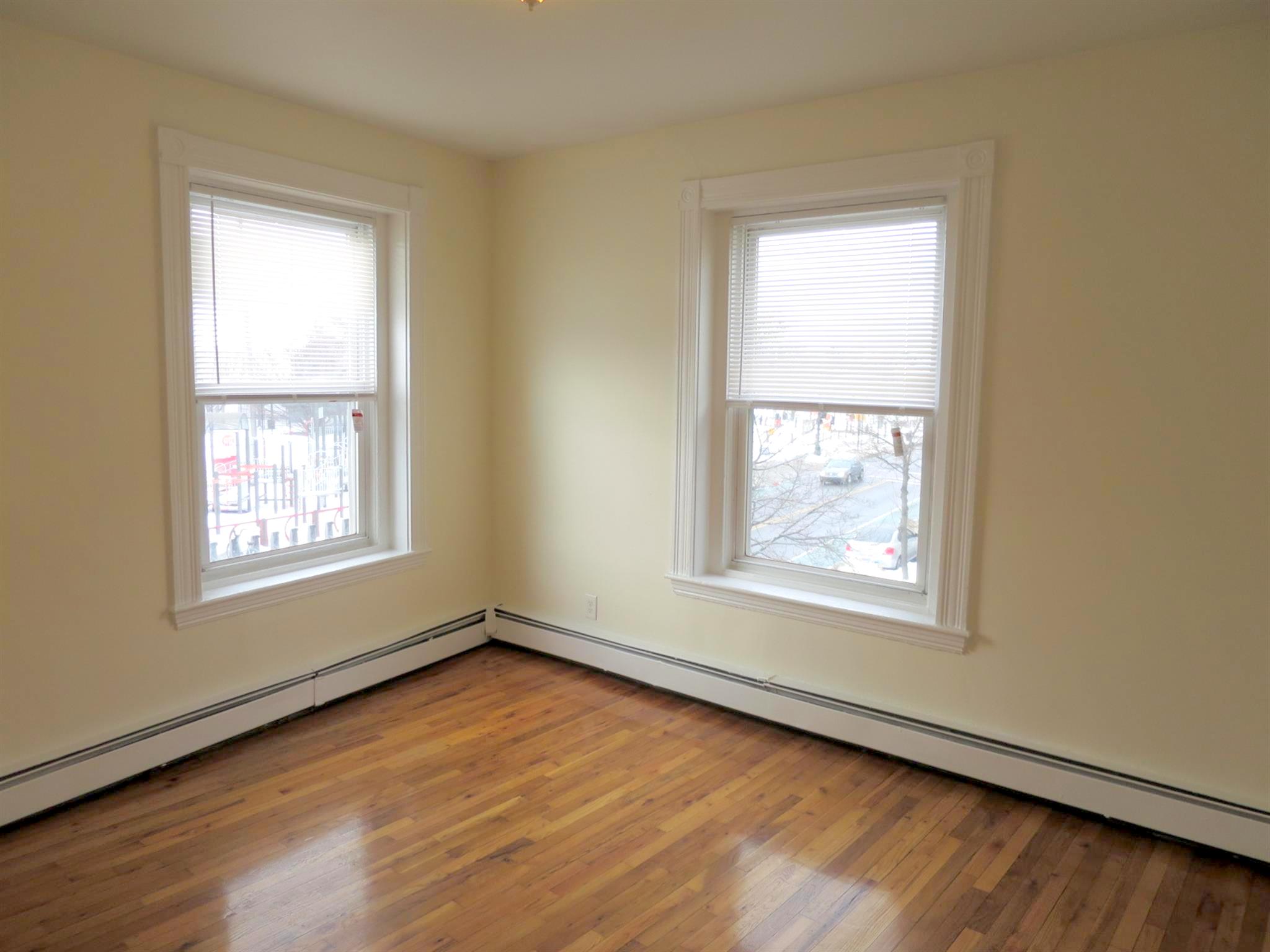 545 Somerville Ave, Union Square