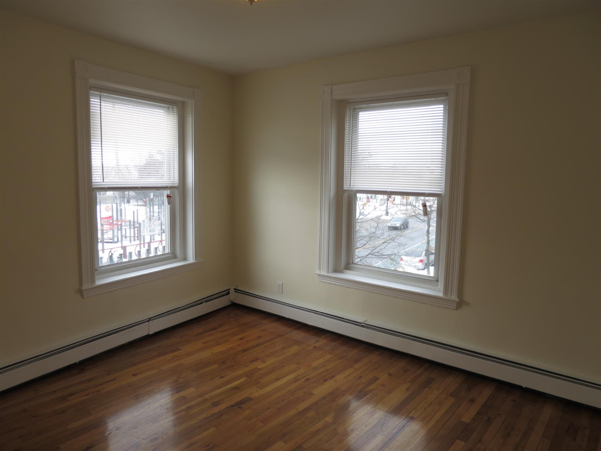 545 Somerville Ave, Union Square