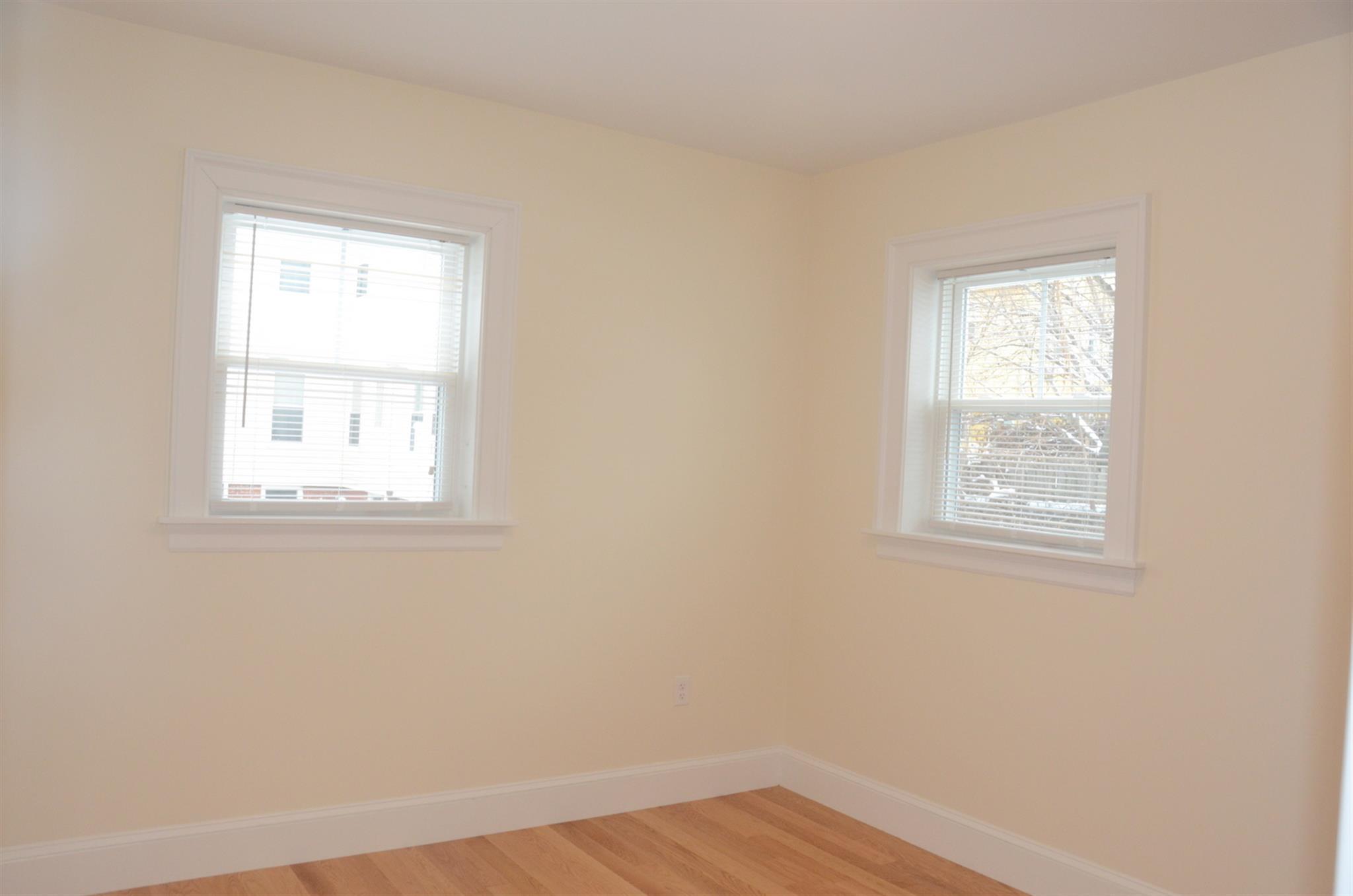 26 Putnam St, Spring Hill