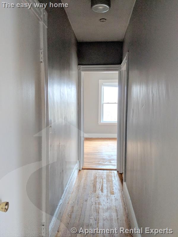 597 Broadway, Ball Square