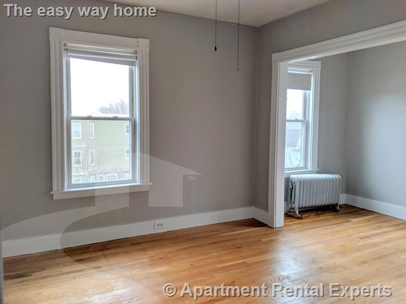 597 Broadway, Ball Square