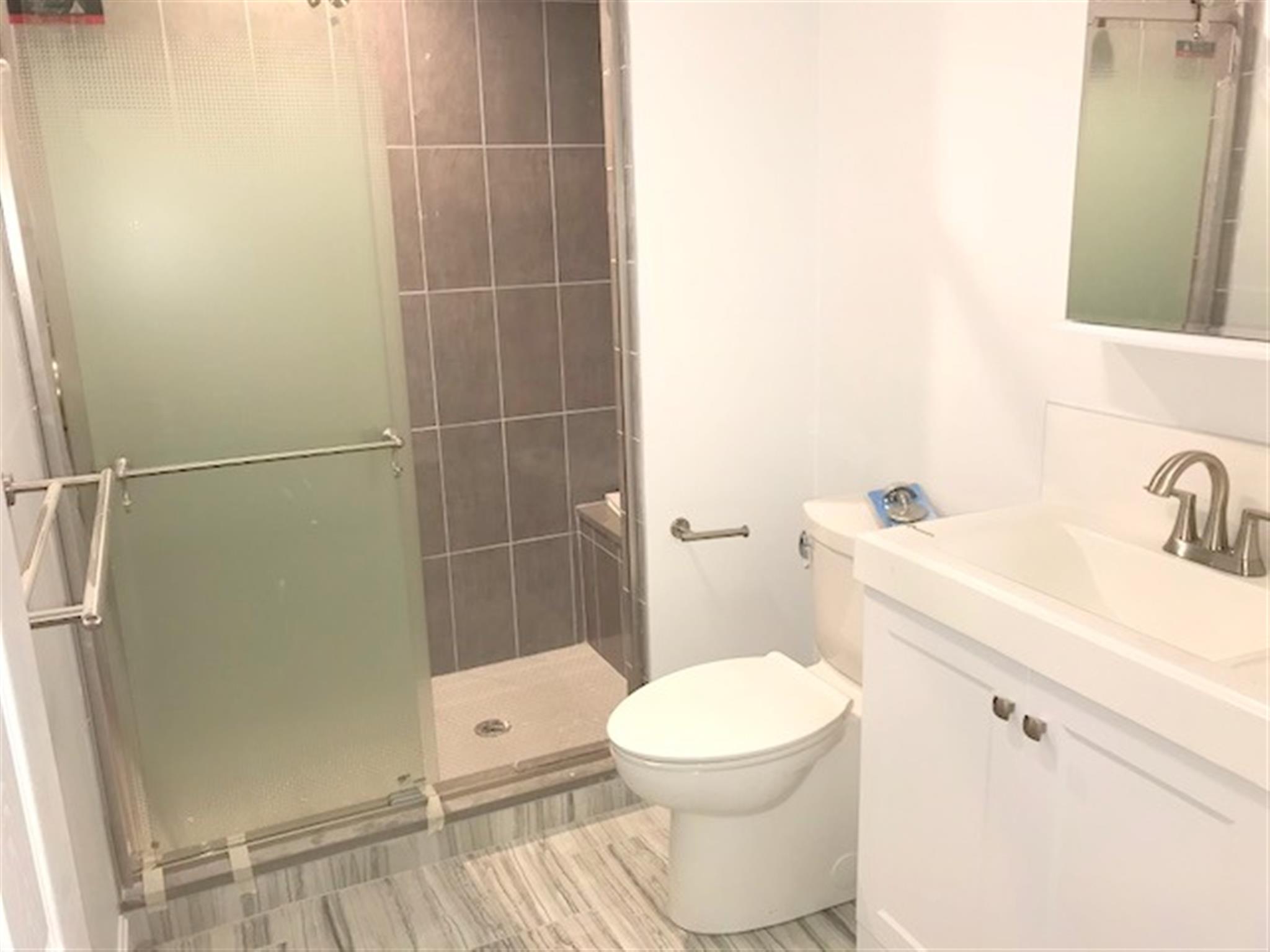 65 Lowell St, Porter Square