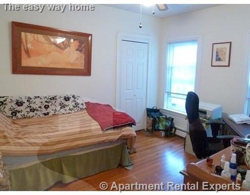 52 Simpson Ave, Davis Square