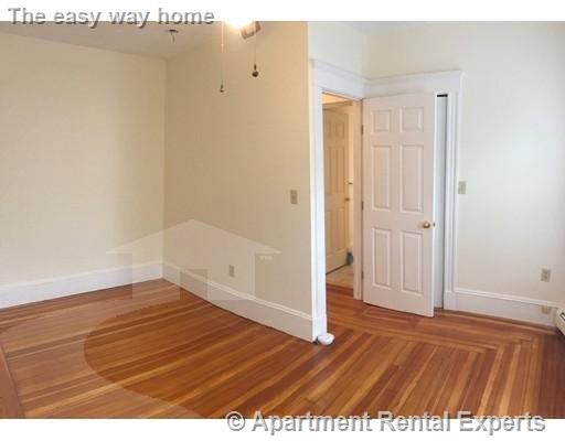 52 Simpson Ave, Davis Square