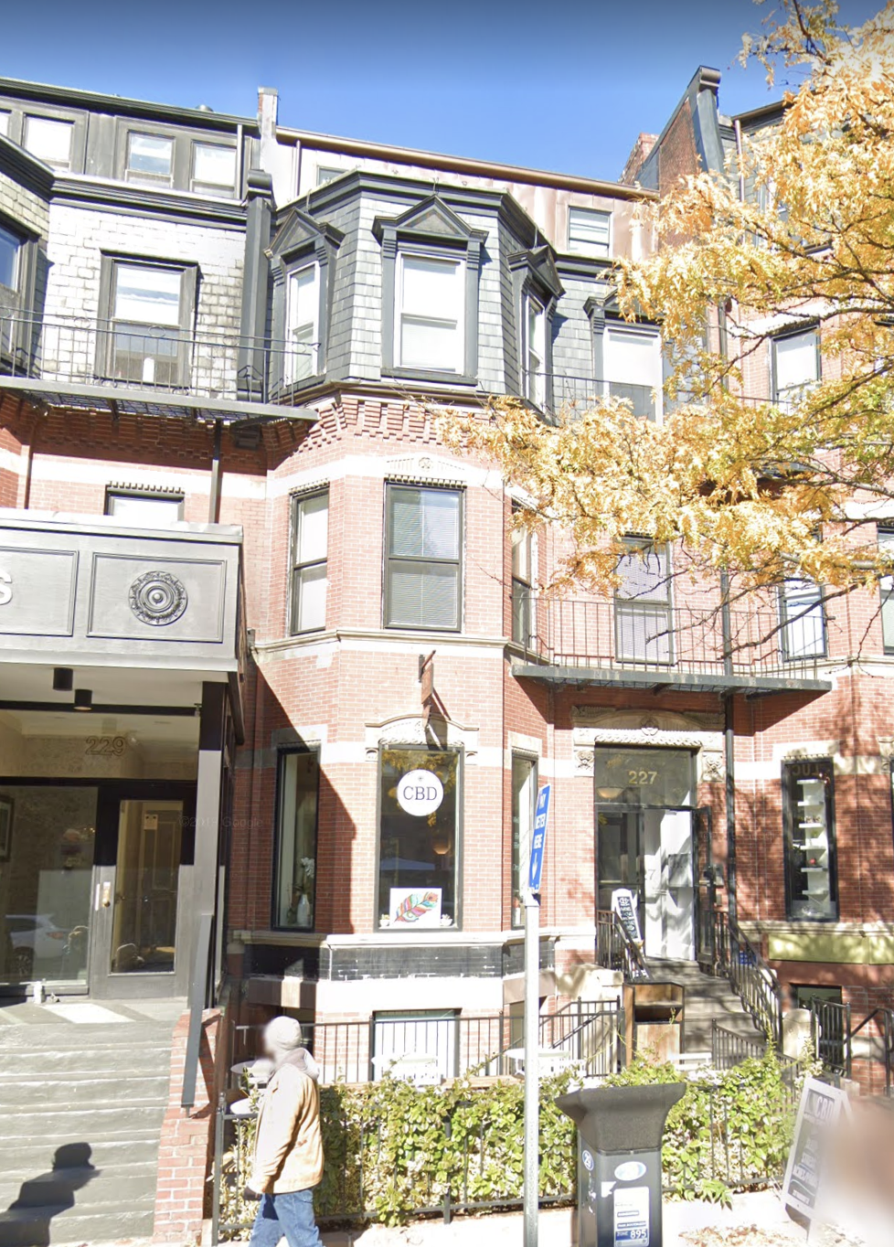 227 Newbury St, Back Bay