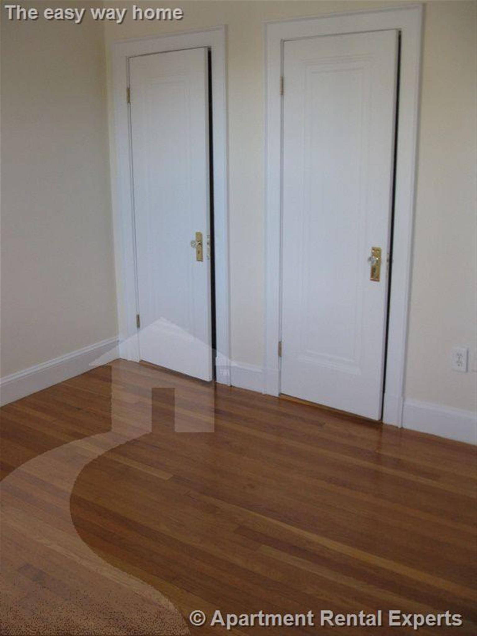 353 Harvard St, Harvard Square