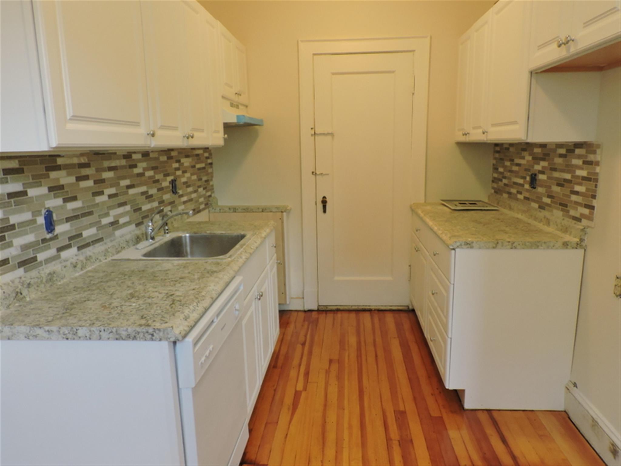 353 Harvard St, Harvard Square