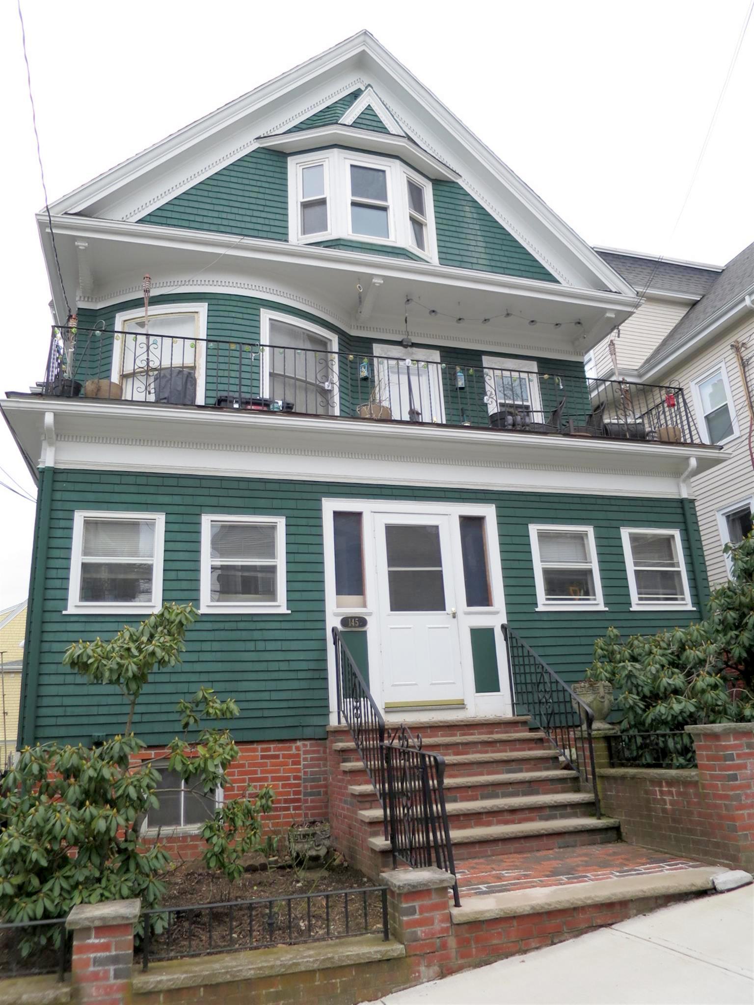 145 Lowell St, Spring Hill