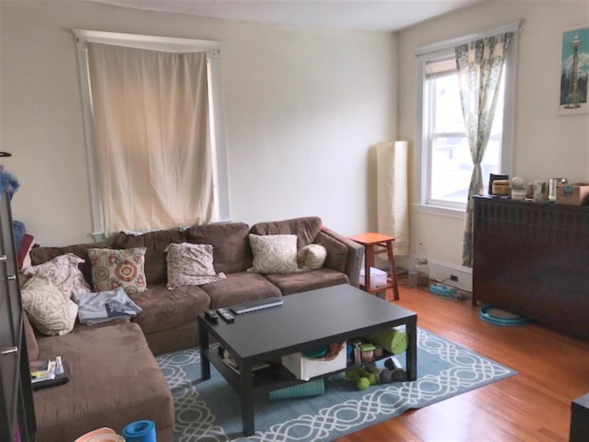 81 College Ave, Davis Square