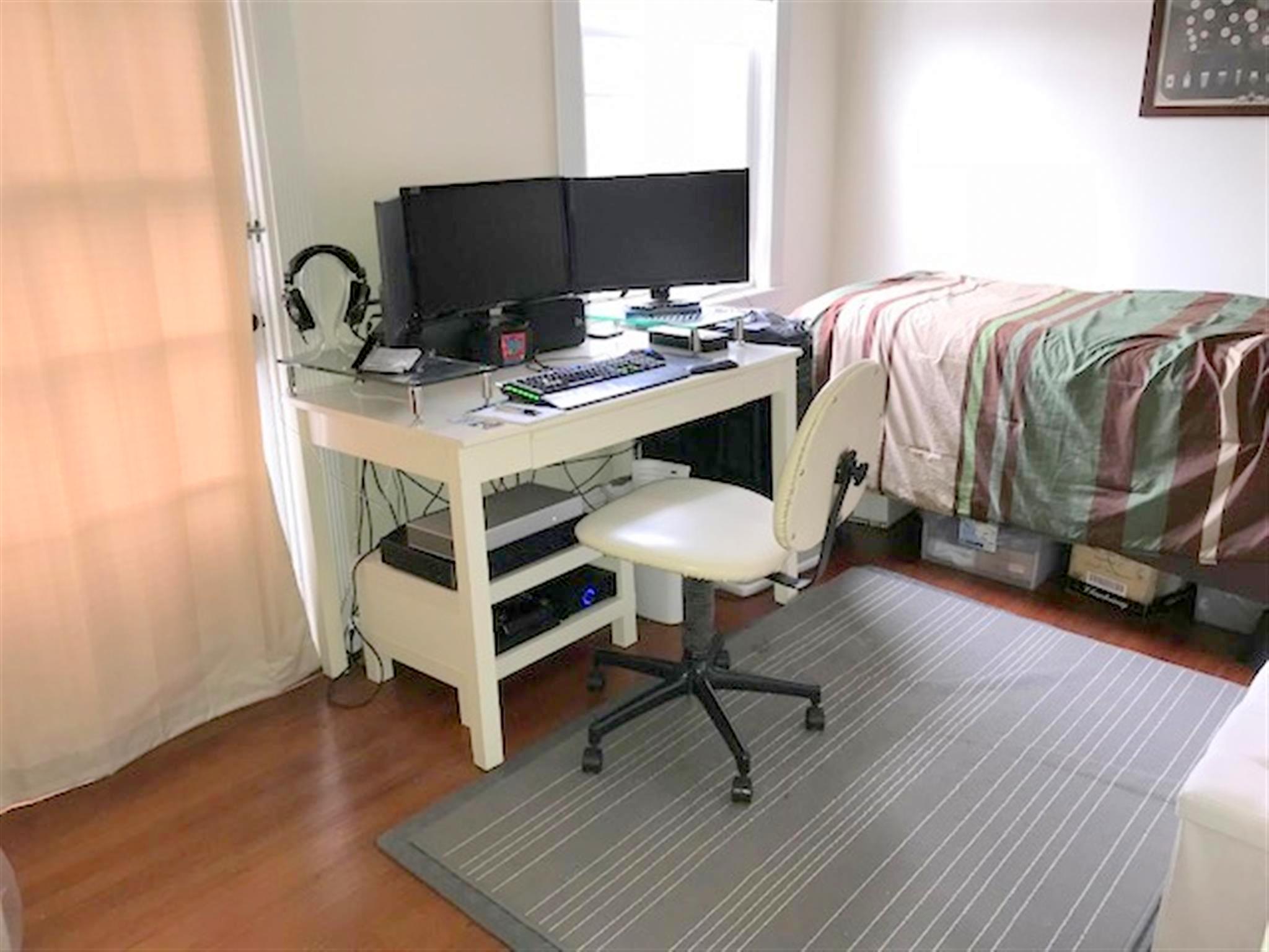 81 College Ave, Davis Square