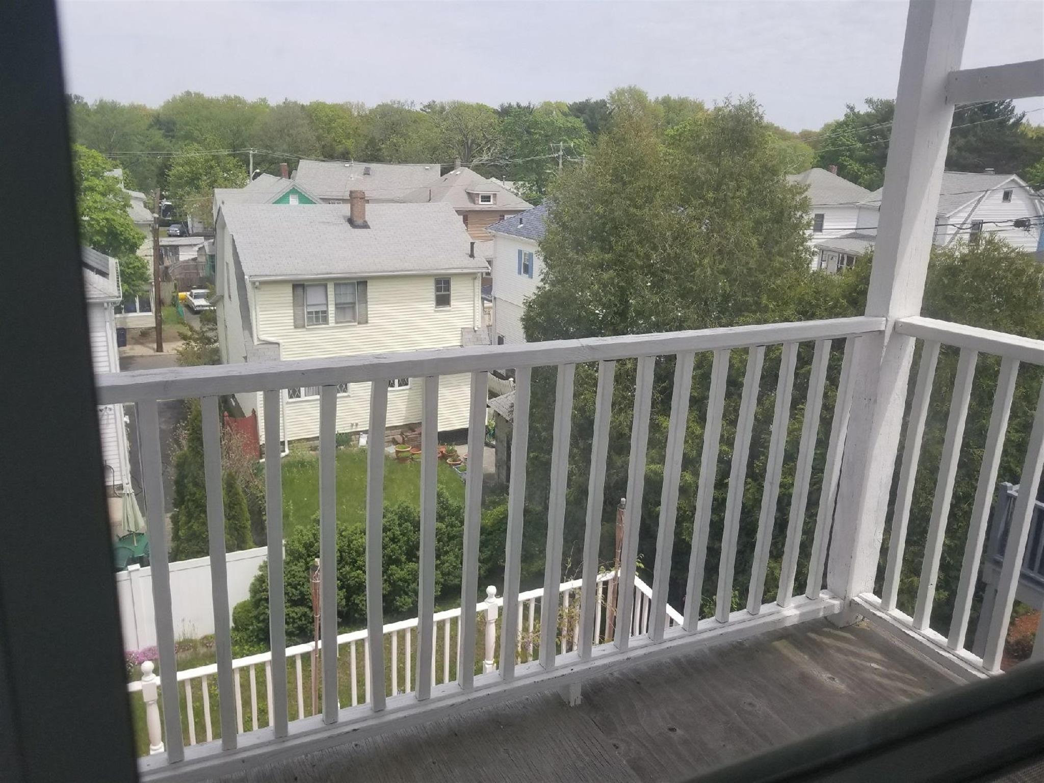 40 Glendale Ave, Everett