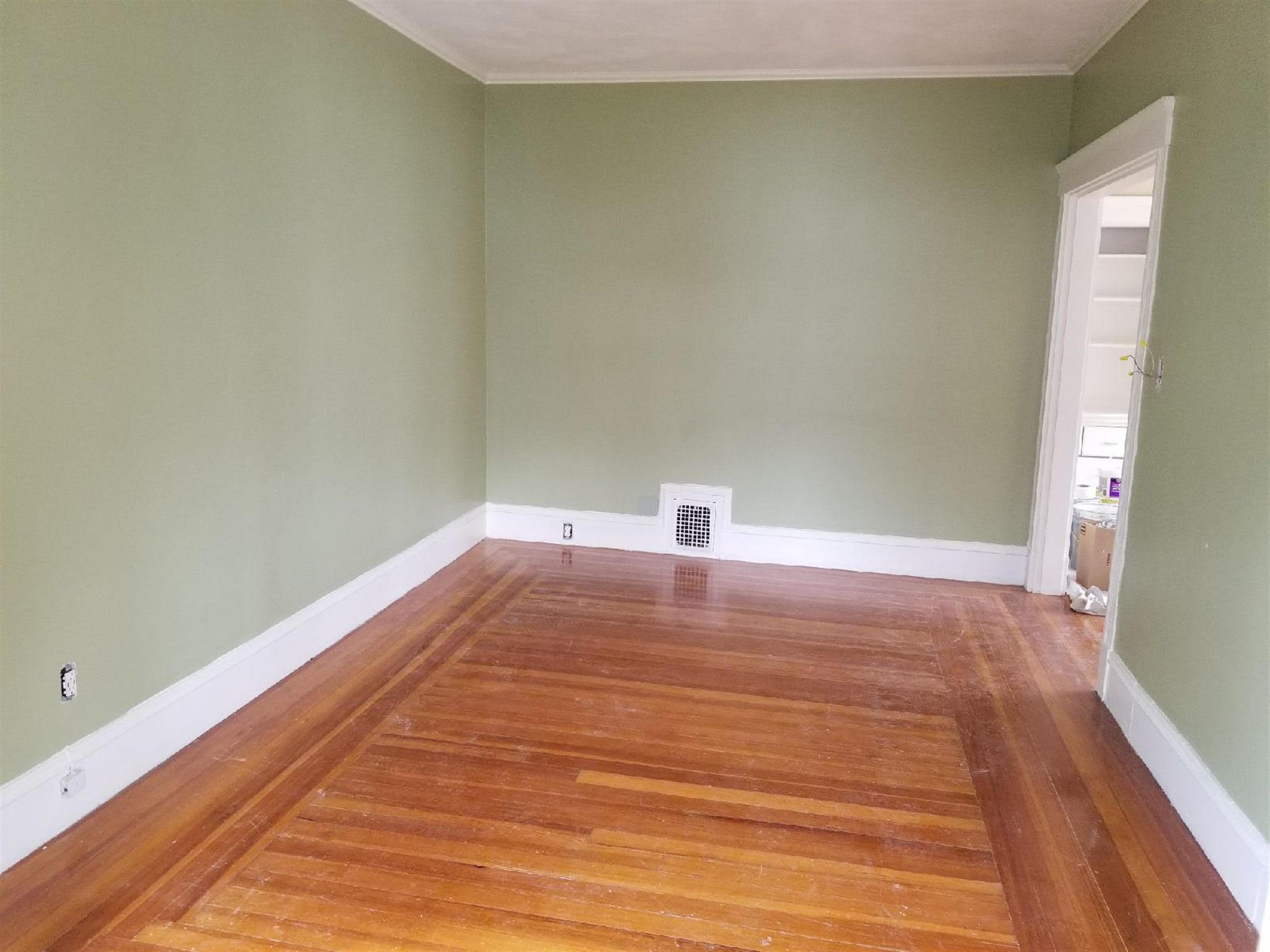 40 Glendale Ave, Everett