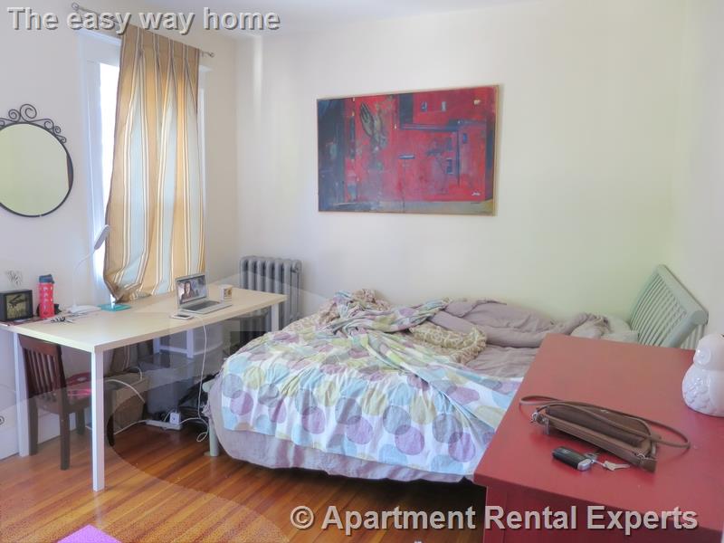 19 Harvard, Spring Hill