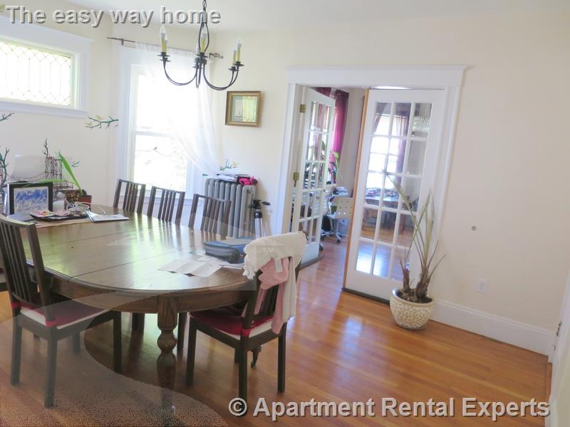 19 Harvard, Spring Hill