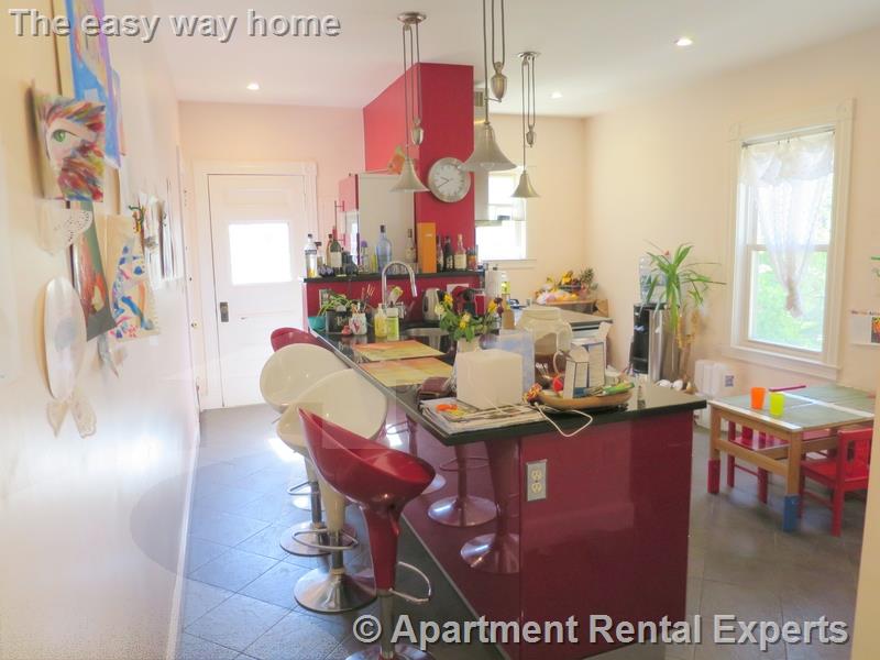 19 Harvard, Spring Hill