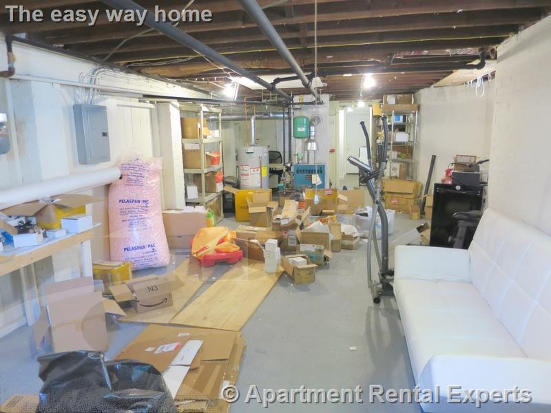 19 Harvard, Spring Hill