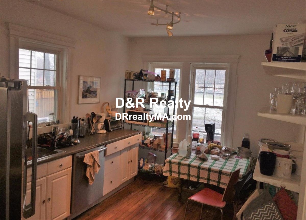 229 Harvard St, Cambridgeport