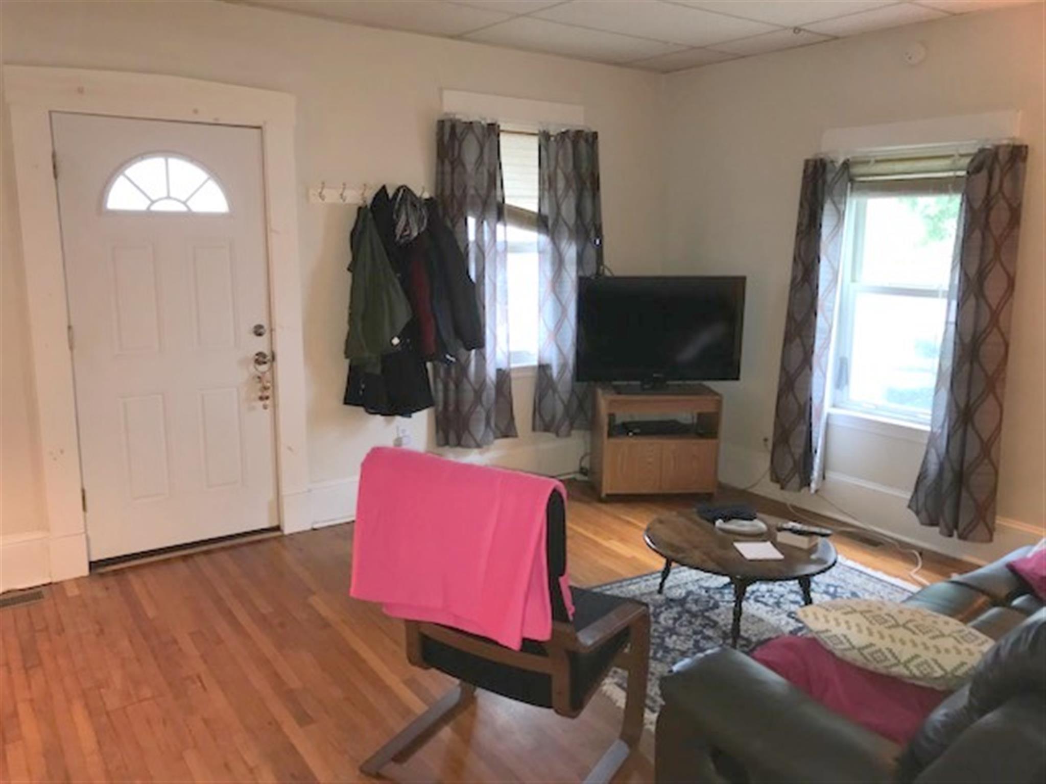 65 Medford St, Medford