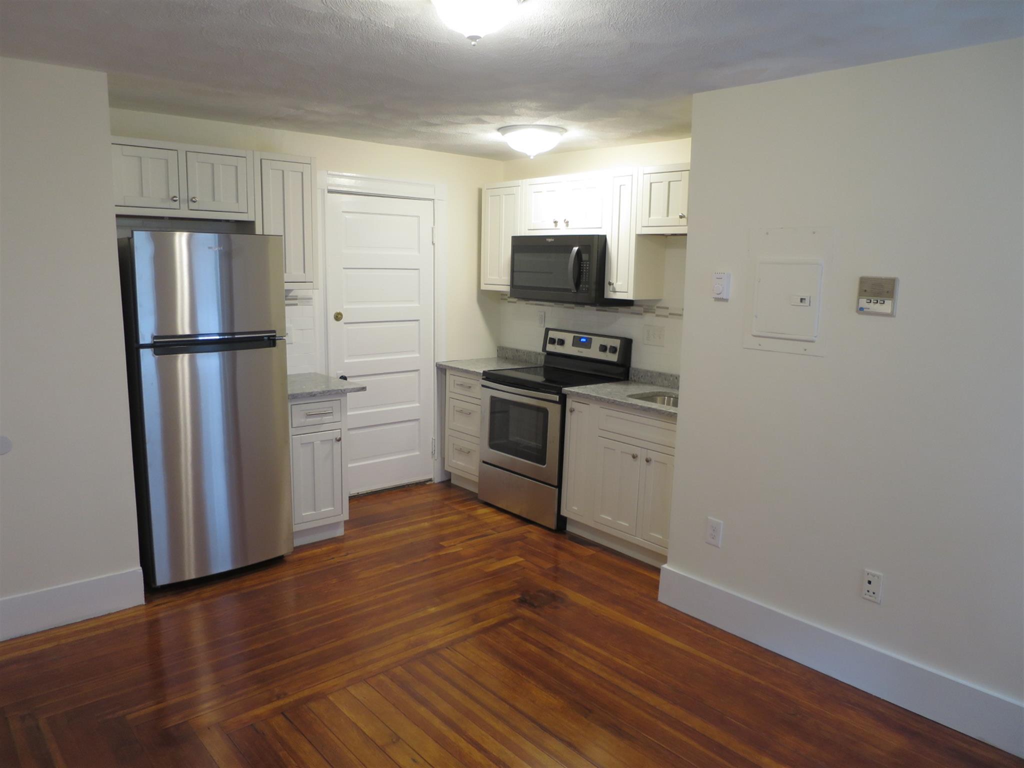 14 Garrison Ave, Teele Square