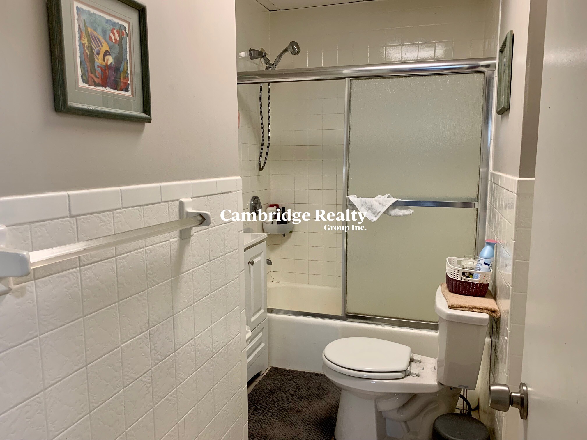 158 Holland St, Teele Square