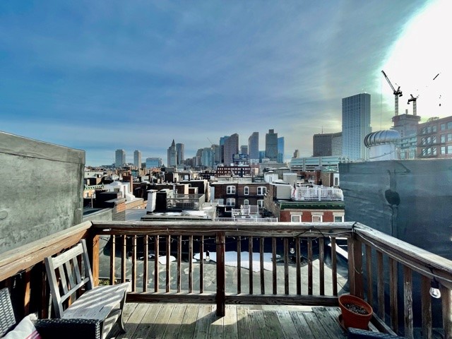 17 Thacher St, North End