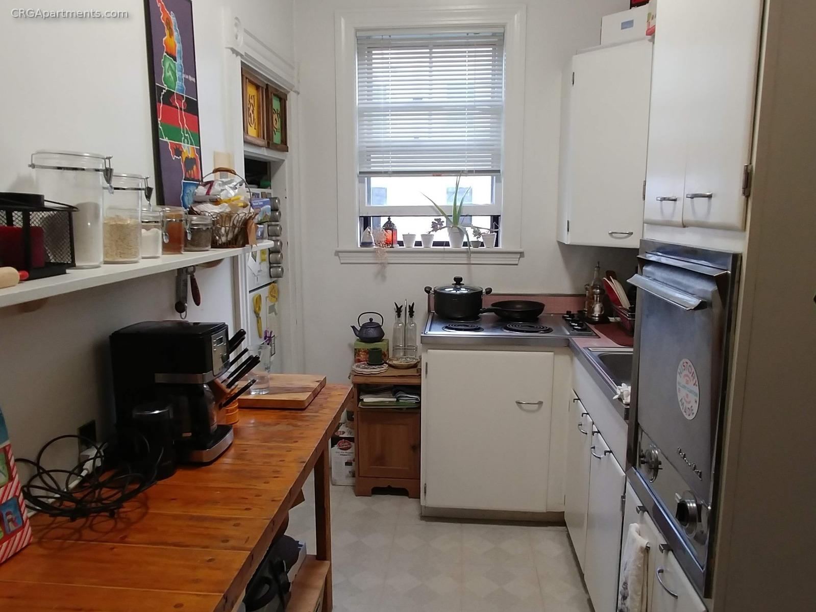 27 Meacham Rd, North Cambridge