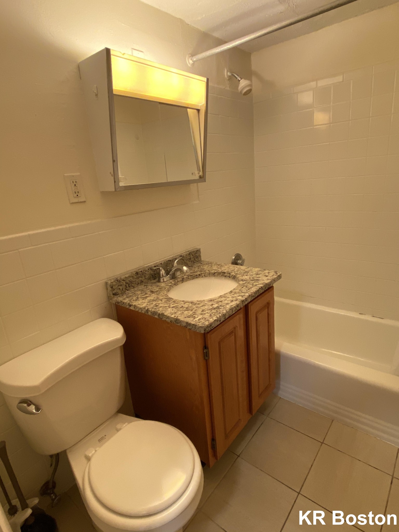 230 Babcock St, Coolidge Corner