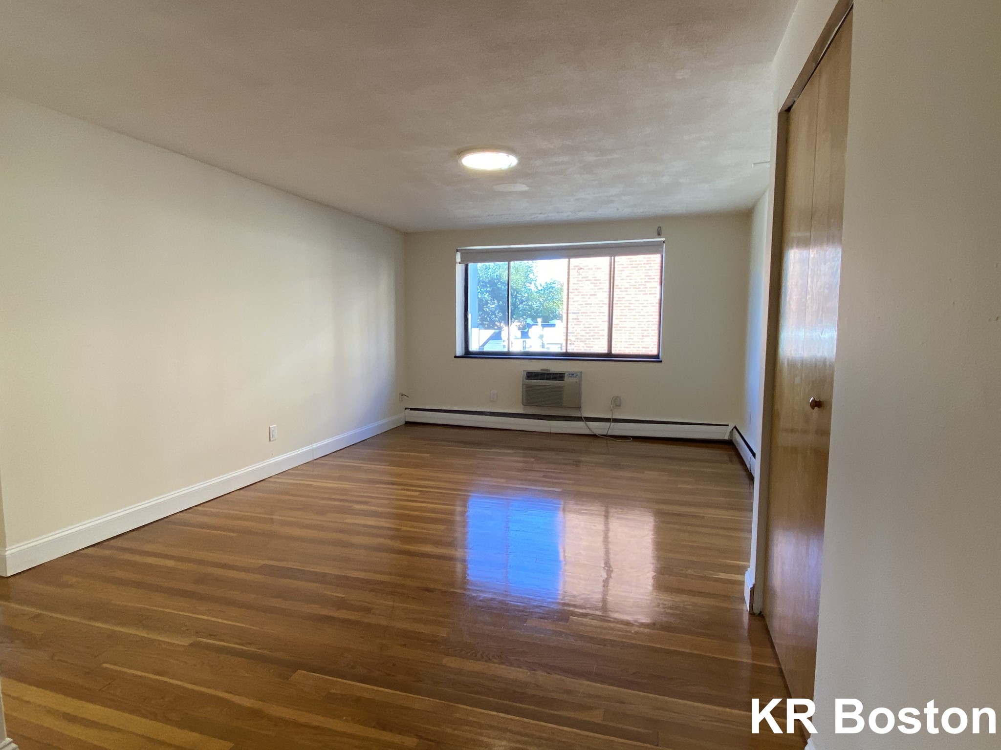 230 Babcock St, Coolidge Corner