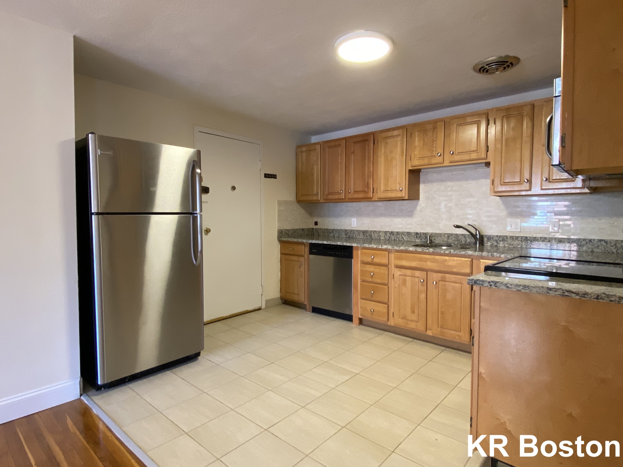 230 Babcock St, Coolidge Corner