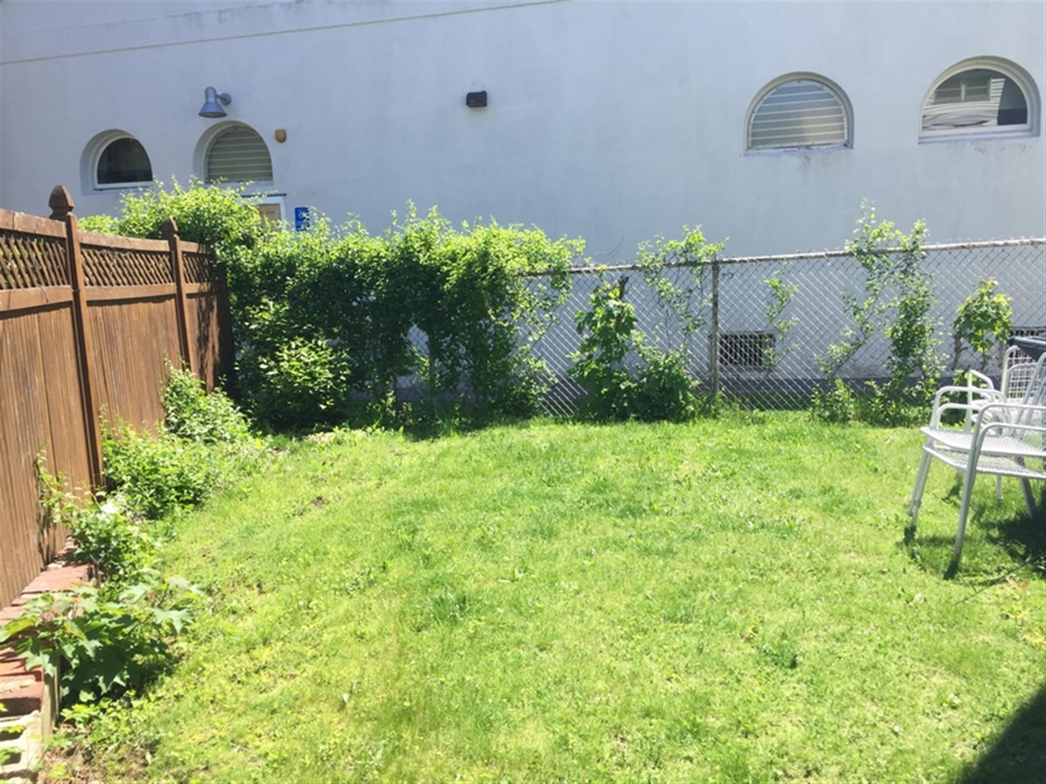 195 Highland Ave, Prospect Hill