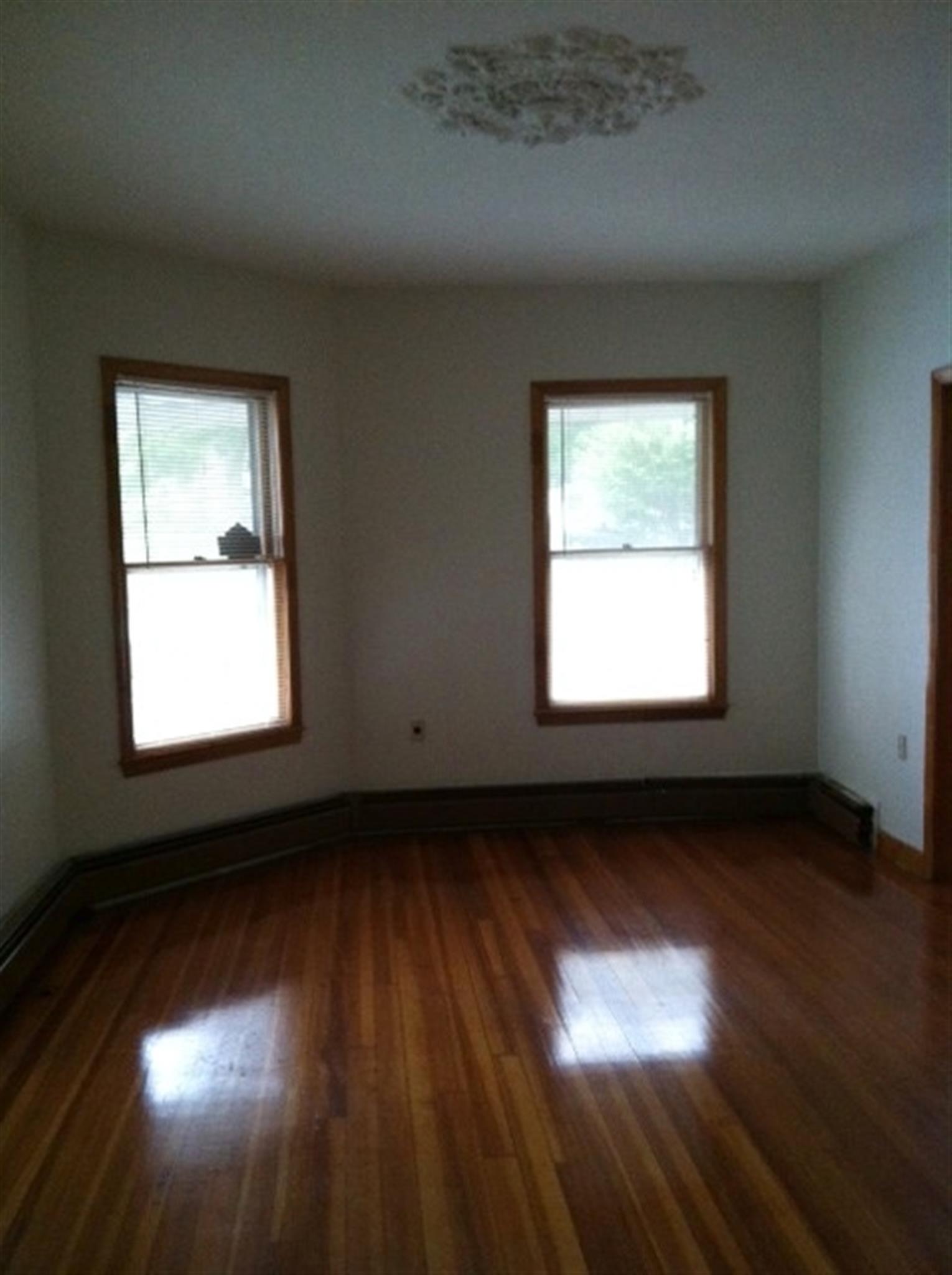 195 Highland Ave, Spring Hill