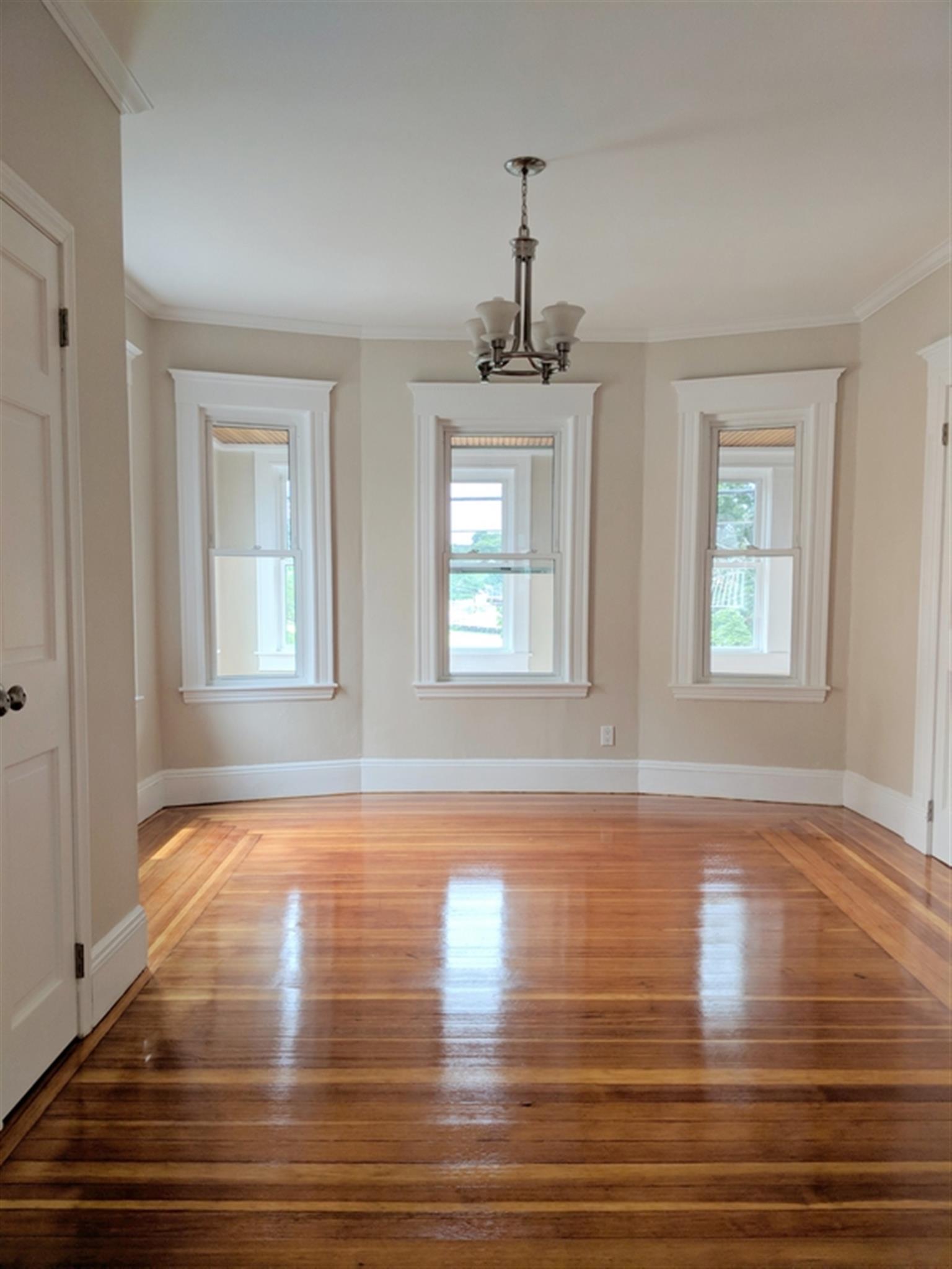 171 College Ave, Davis Square