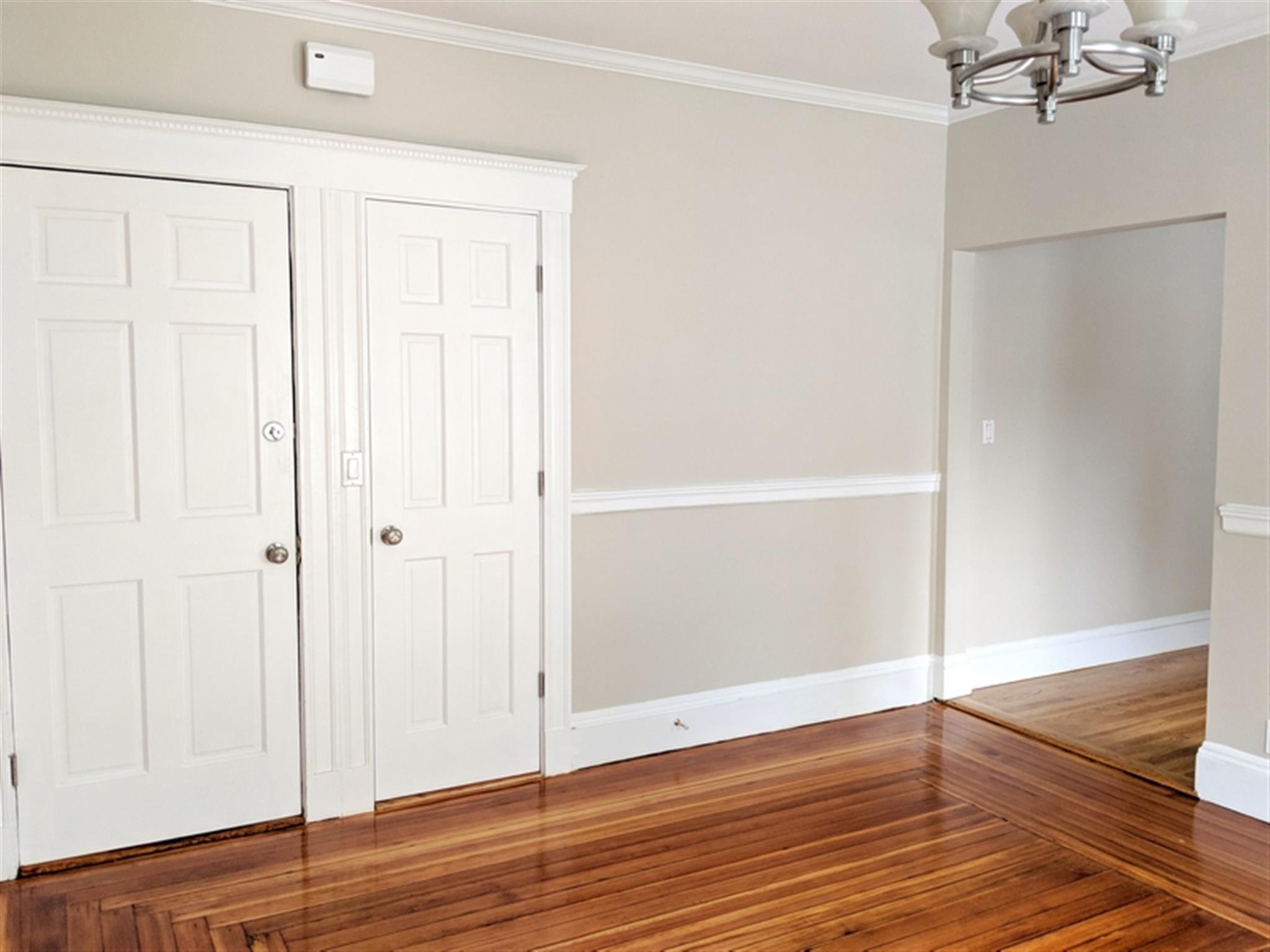 171 College Ave, Davis Square