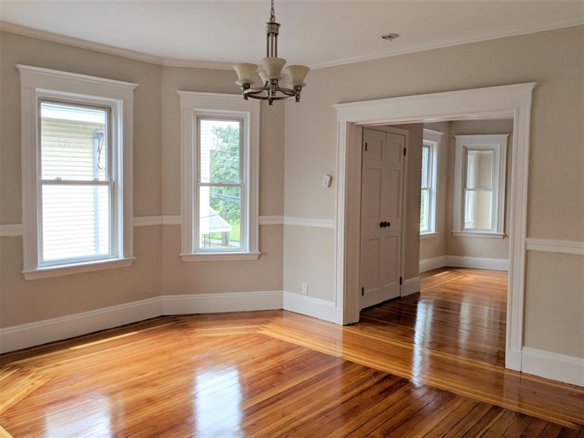 171 College Ave, Davis Square