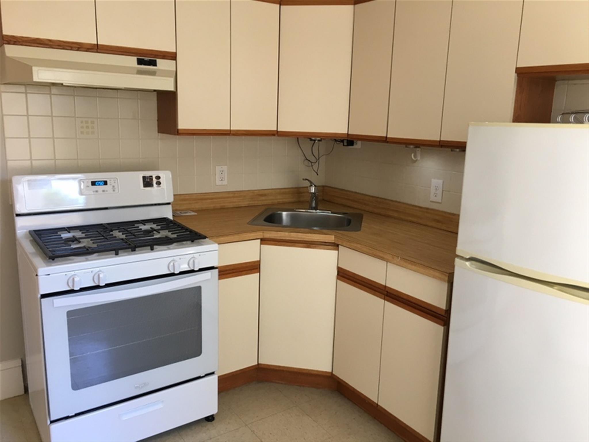 222 Banks St, Cambridgeport