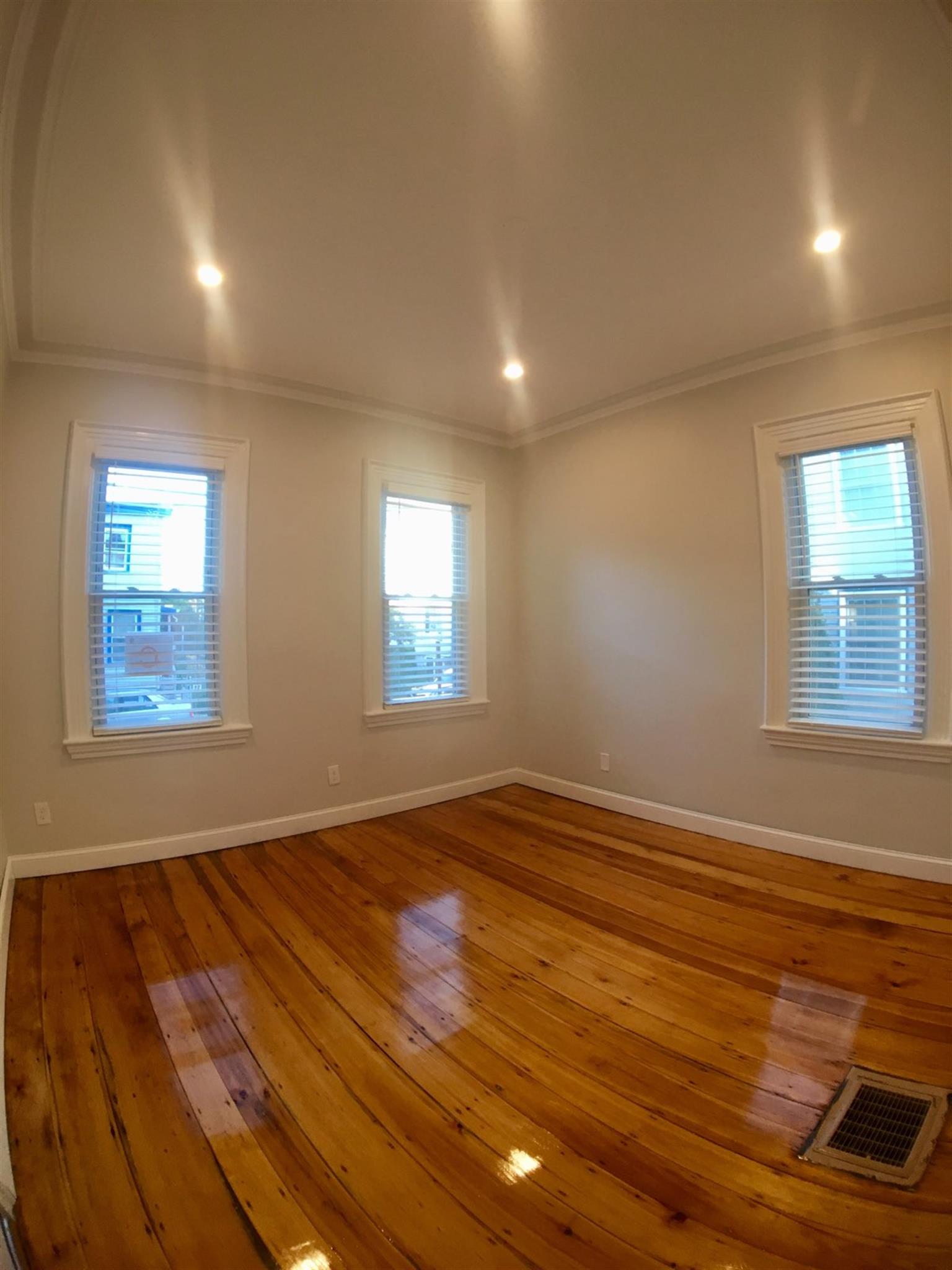 96 Winter St, East Cambridge