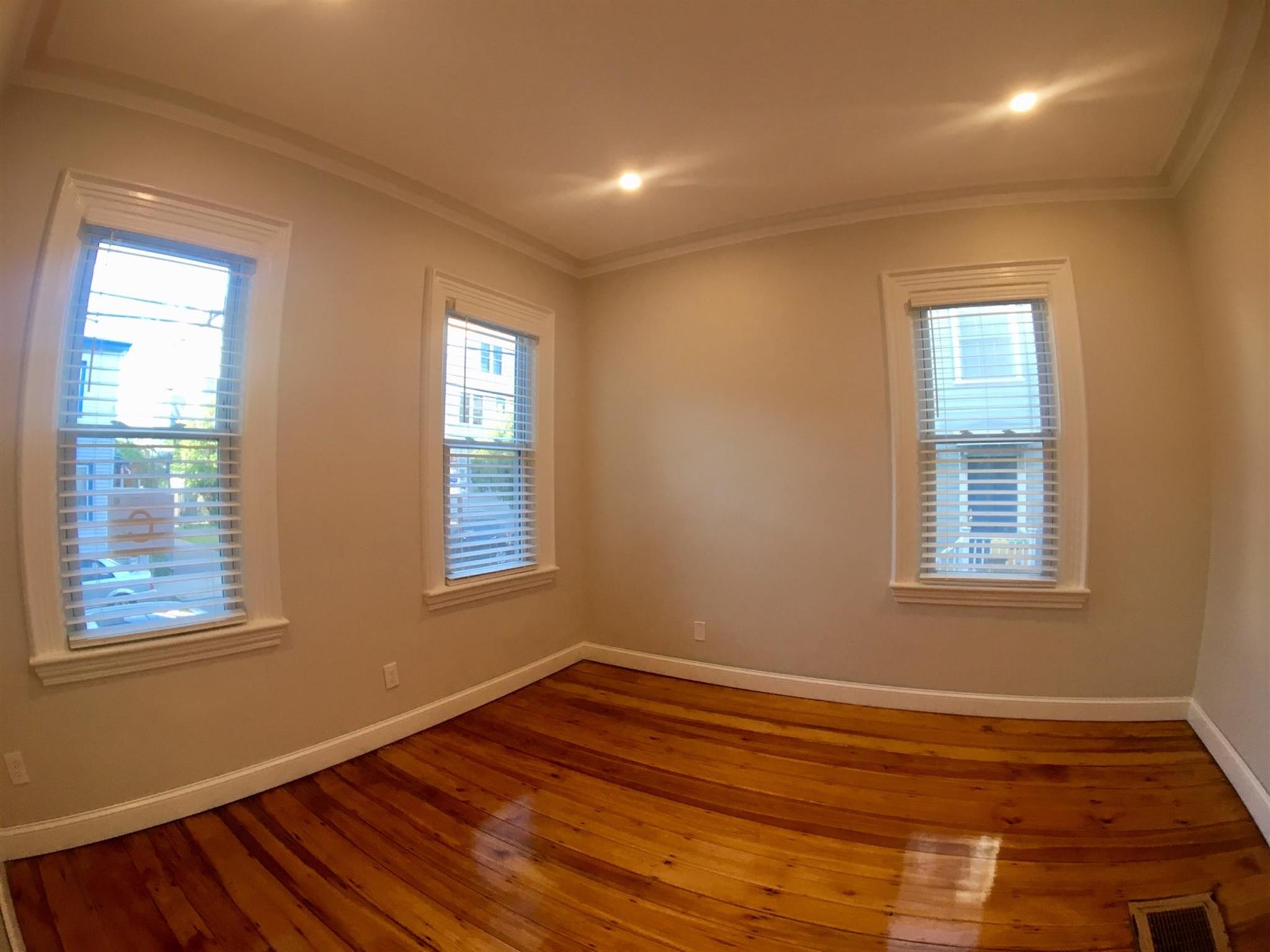 96 Winter St, East Cambridge