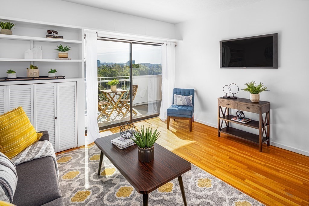 231 Coolidge Ave, East Cambridge