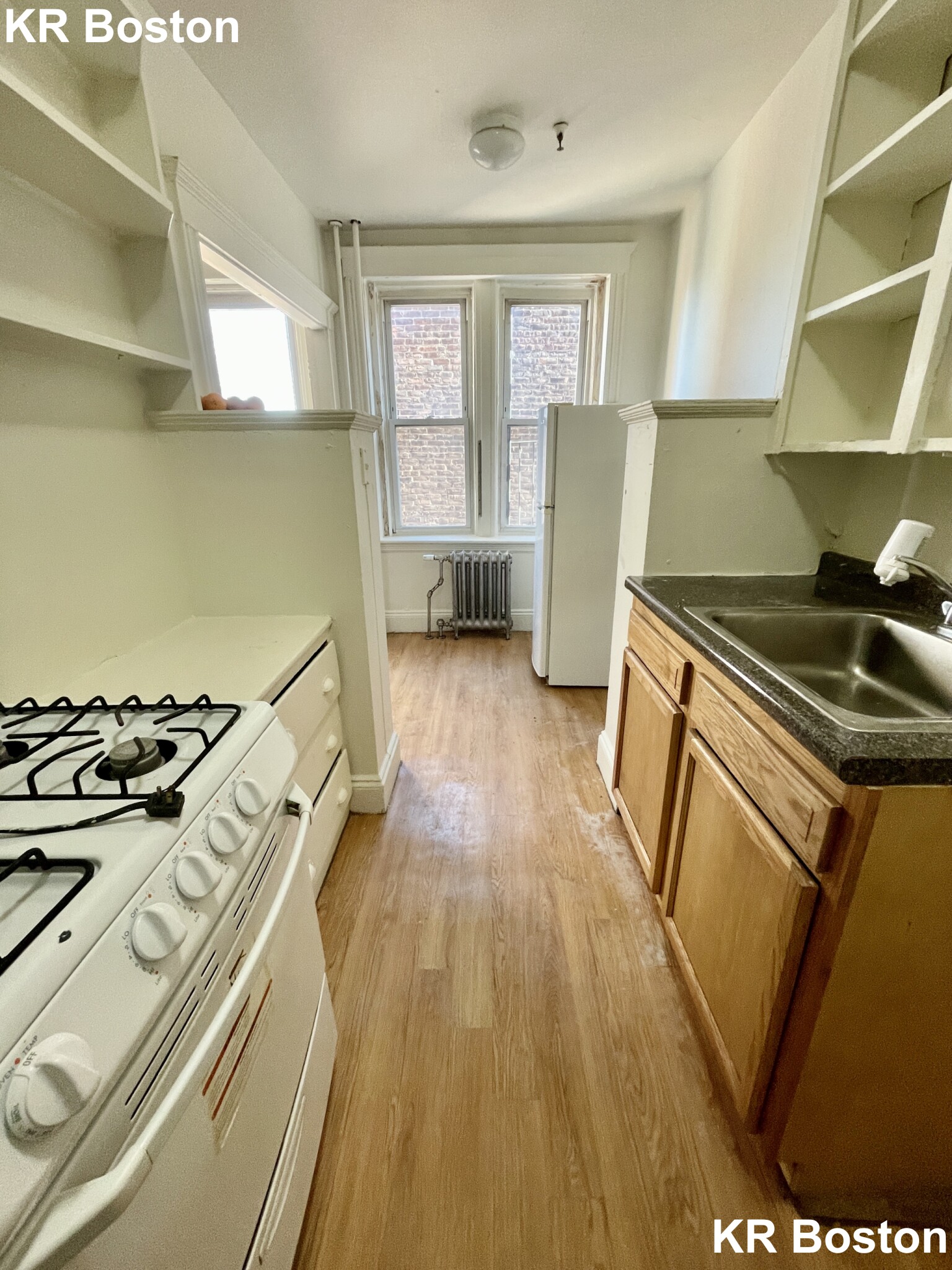 231 Parks Dr, Fenway