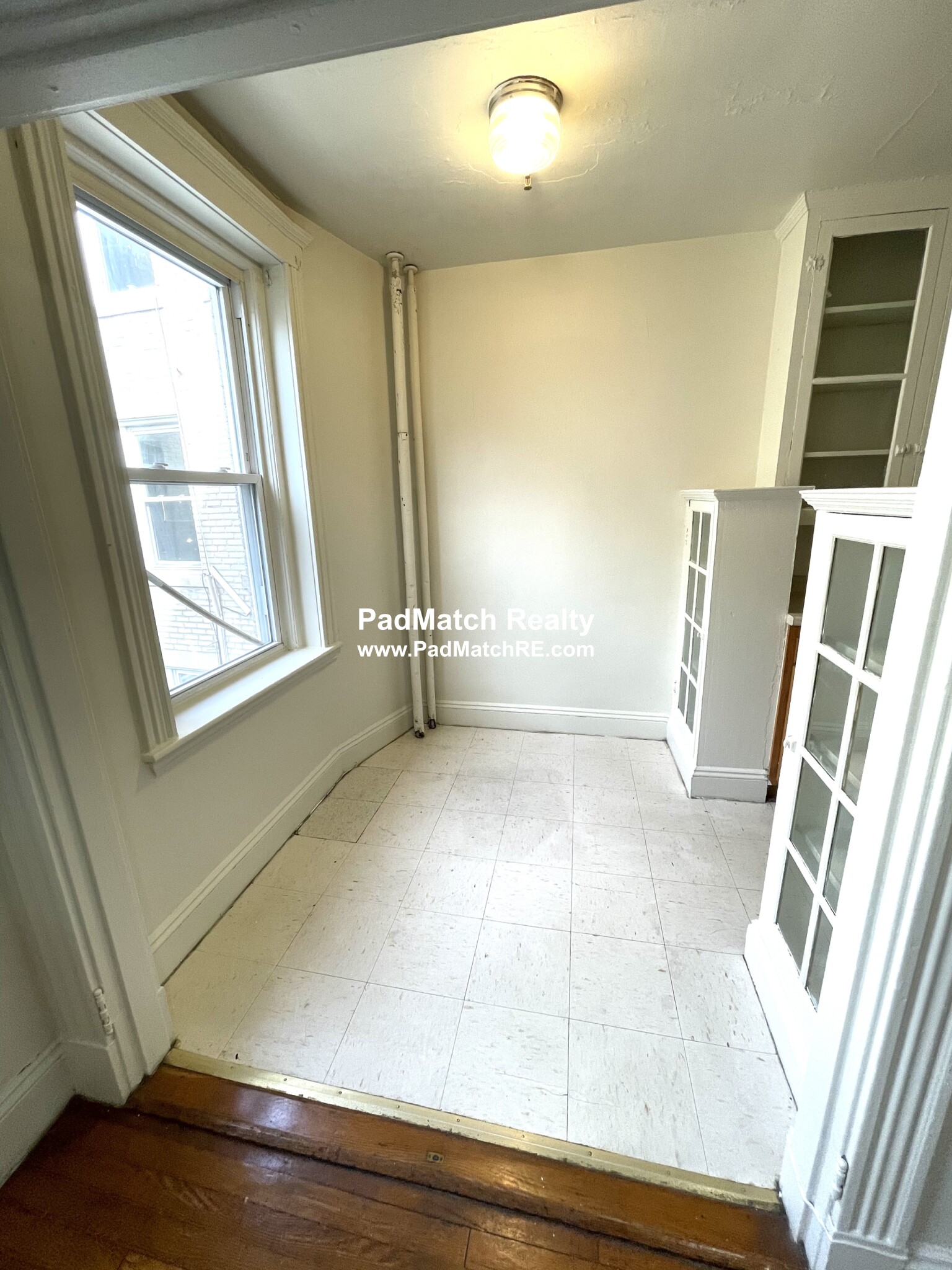 231 Park Dr, Back Bay