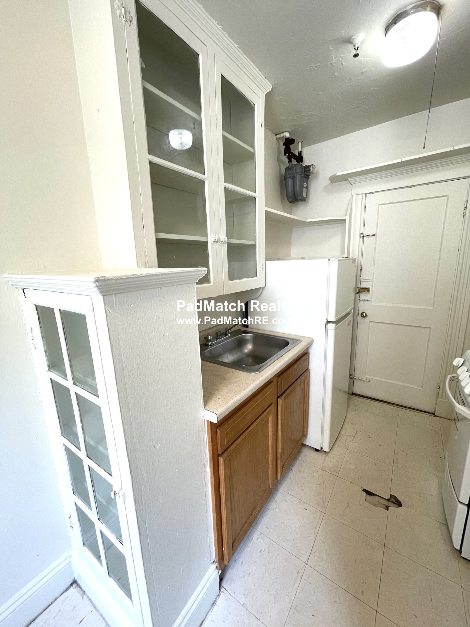 231 Park Dr, Back Bay