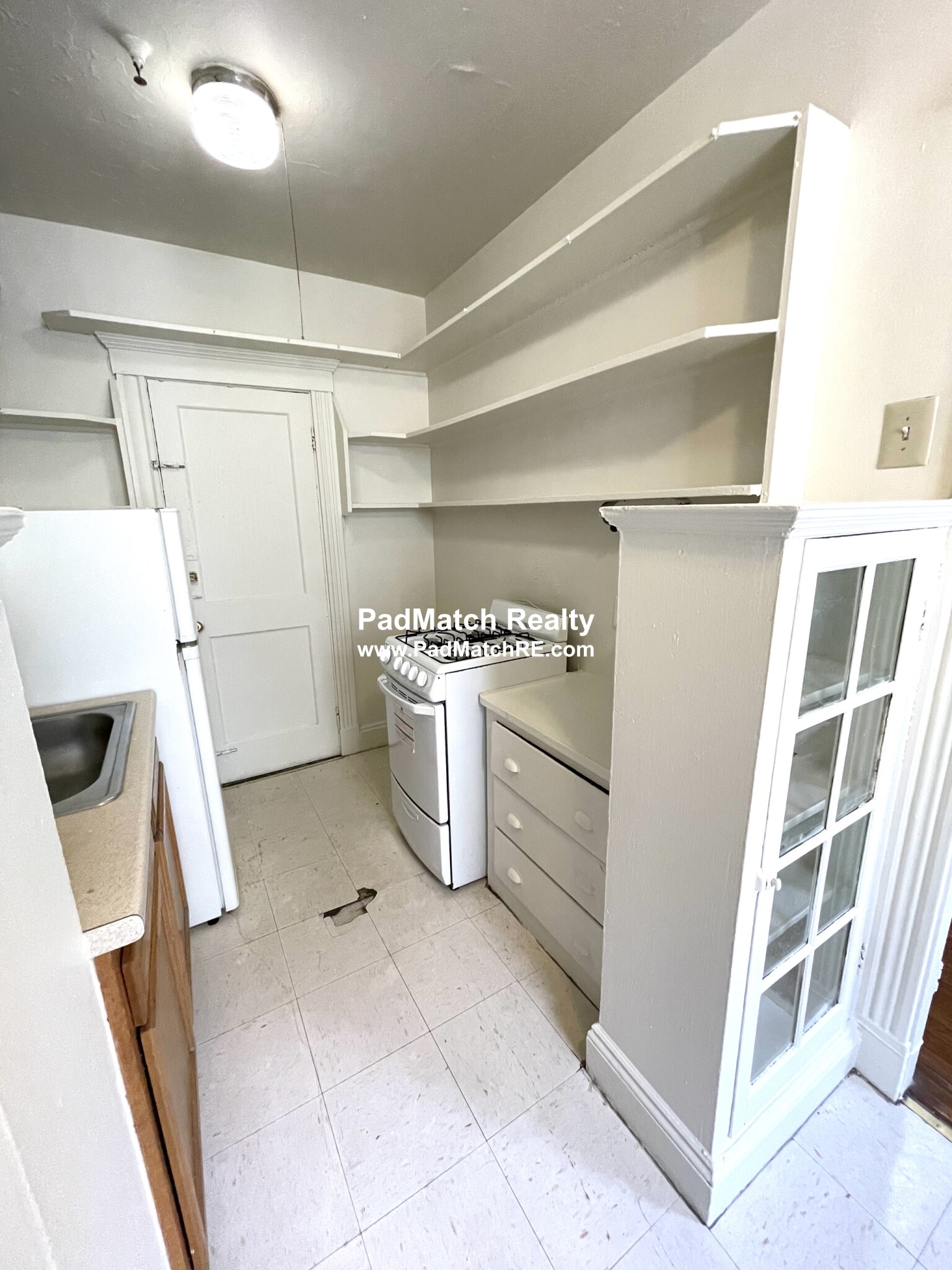 231 Park Dr, Back Bay