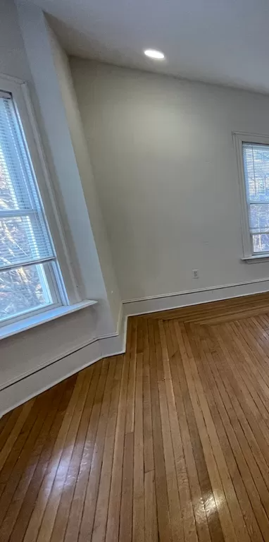 26 Woodville St, Roxbury