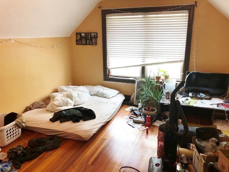 939 Broadway, Davis Square